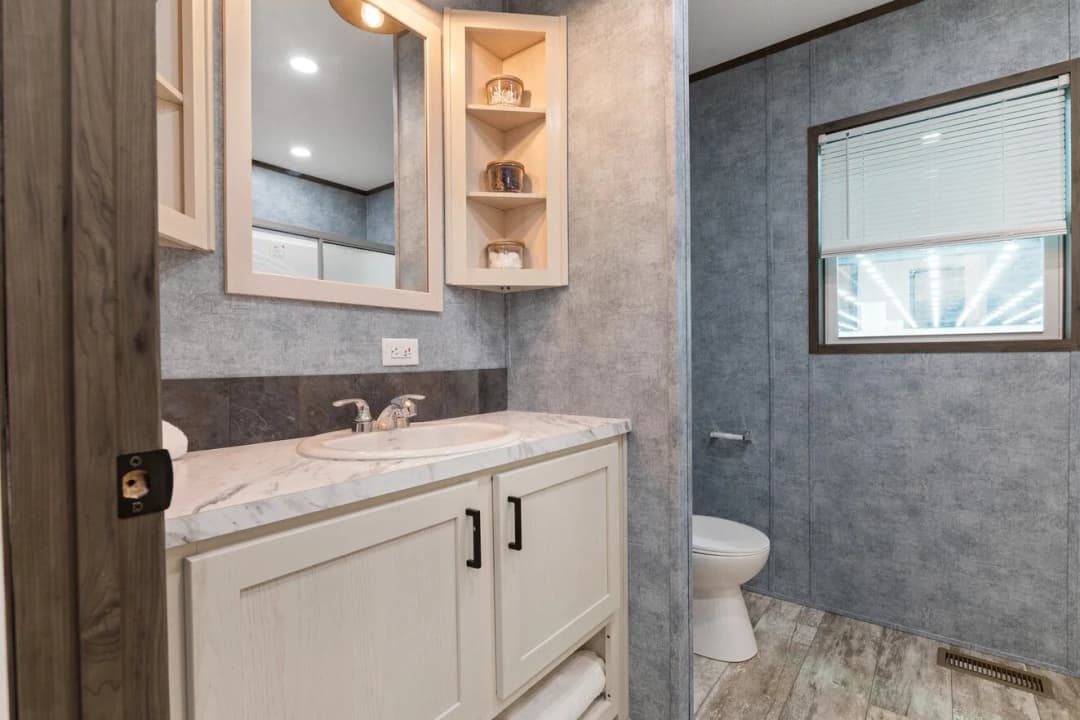 Tesla 24523 bathroom home features