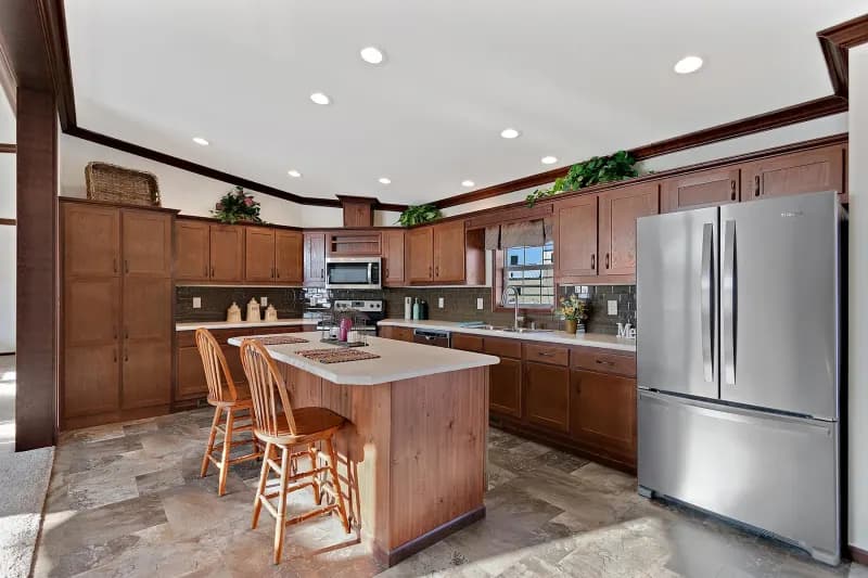 Lexington a243 kitchen home features