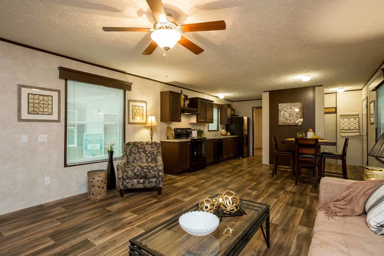Eldora 188500 interior home features