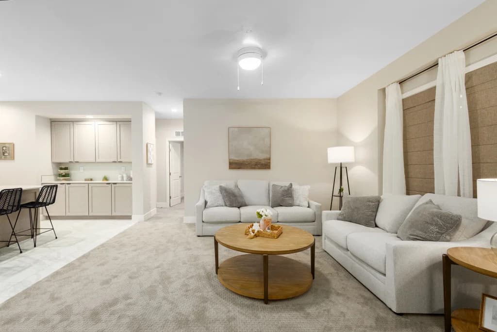 Signa 1 interior home features