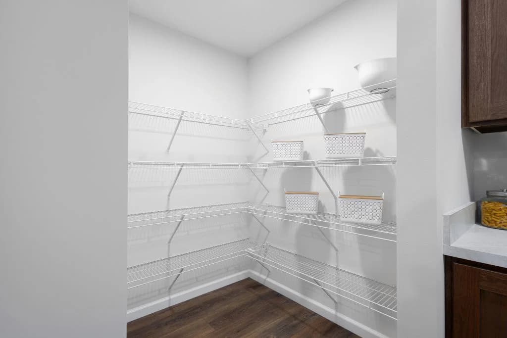 Landmark flex 2lm2430-r kitchen home features